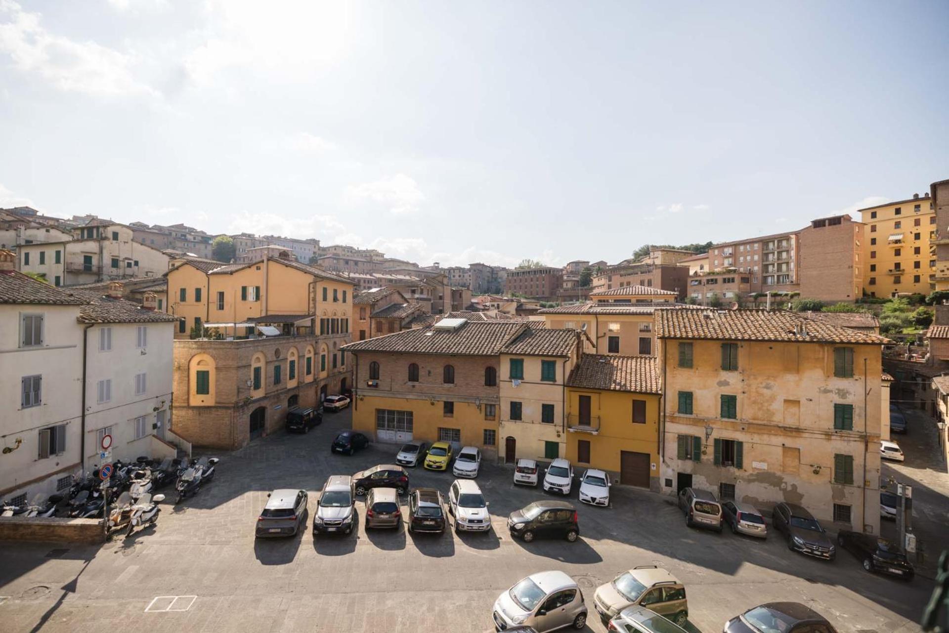 Appartamento Sui Tetti Di Ovile Siena Eksteriør bilde